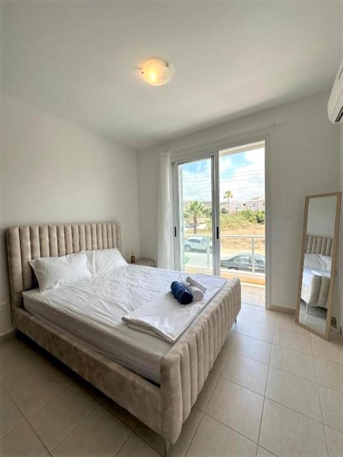 H&O Alina Sunset Apartment Paphos Exterior photo